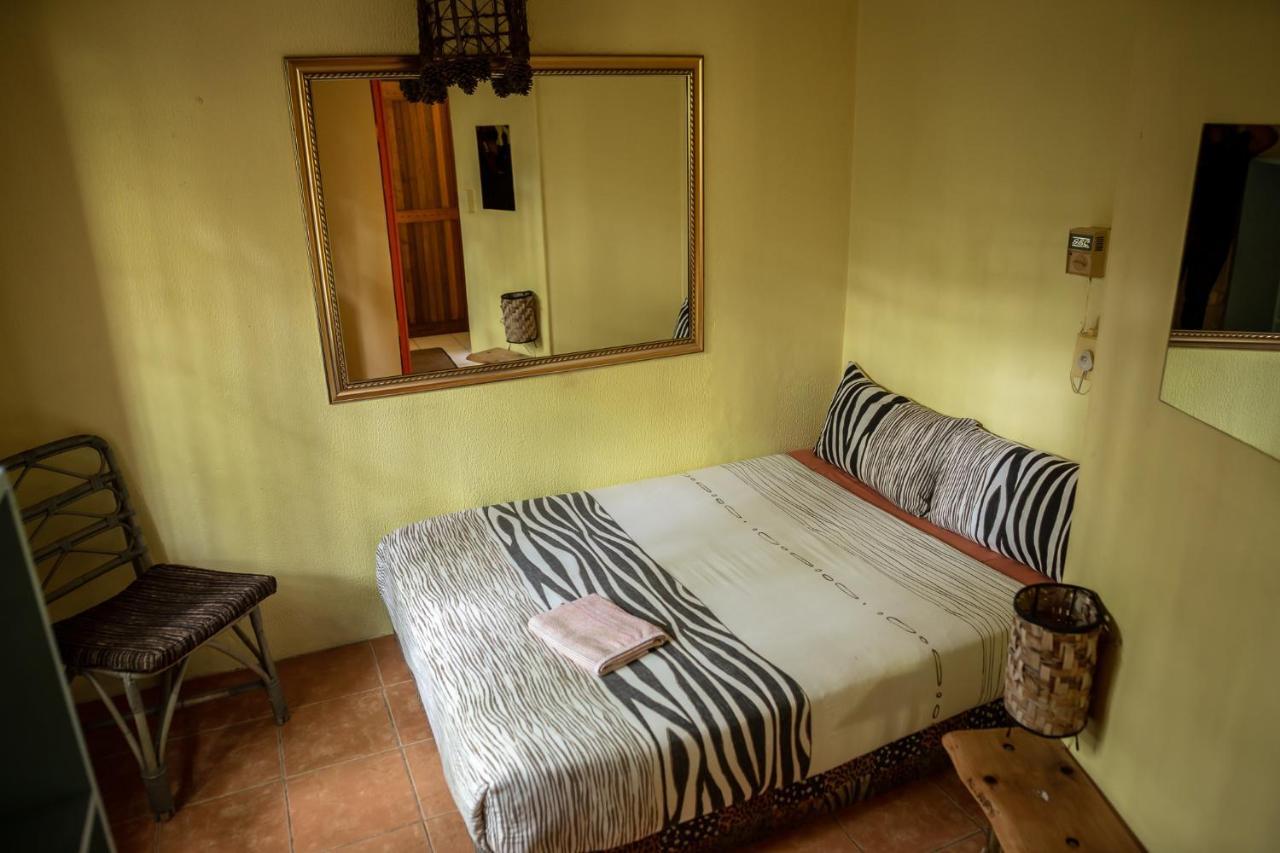 Ku-Boboyi River Lodge Port Edward Eksteriør billede