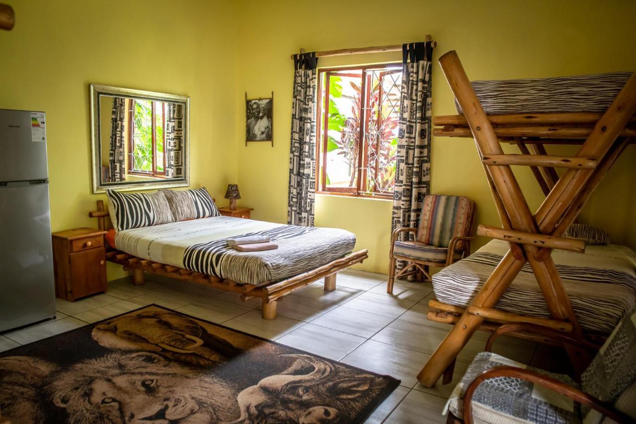 Ku-Boboyi River Lodge Port Edward Eksteriør billede